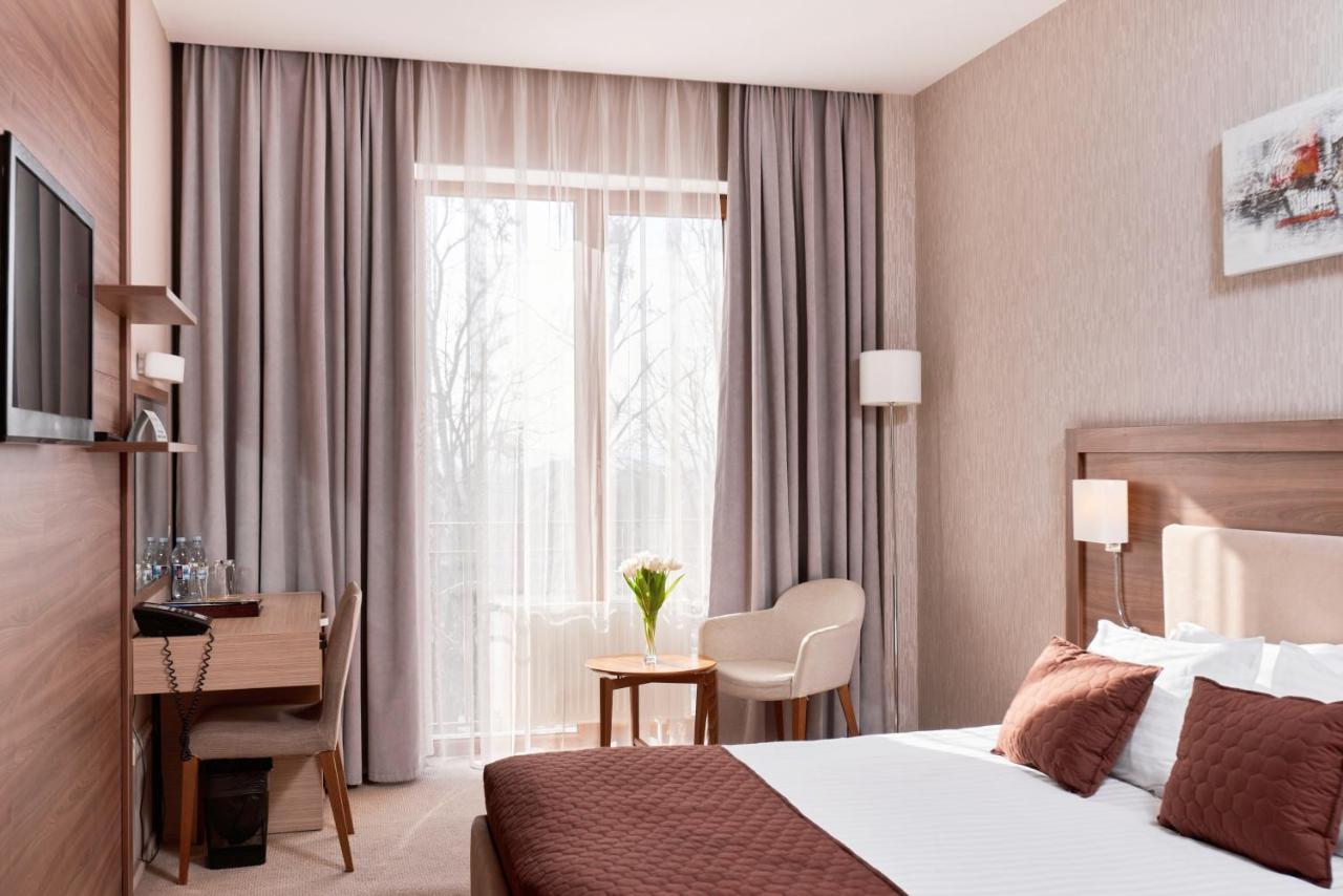 Ovis Hotel Harkov Kültér fotó