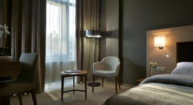 Ovis Hotel Harkov Kültér fotó