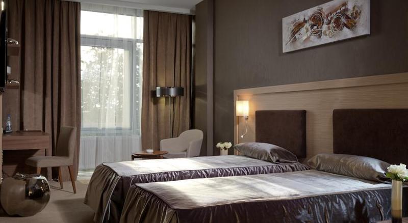 Ovis Hotel Harkov Kültér fotó